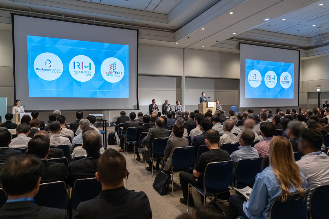 photos inside the venue